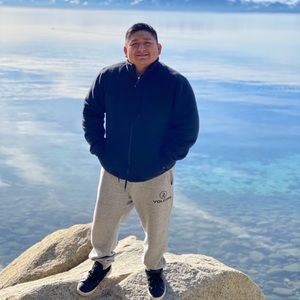 Meet your Posher, Manuel